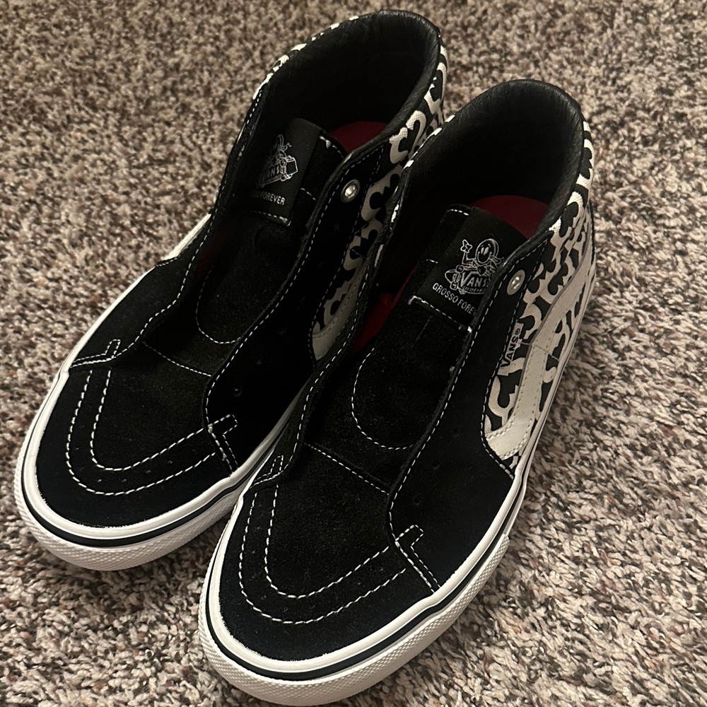 Vans Black and White Patterned Sneakers